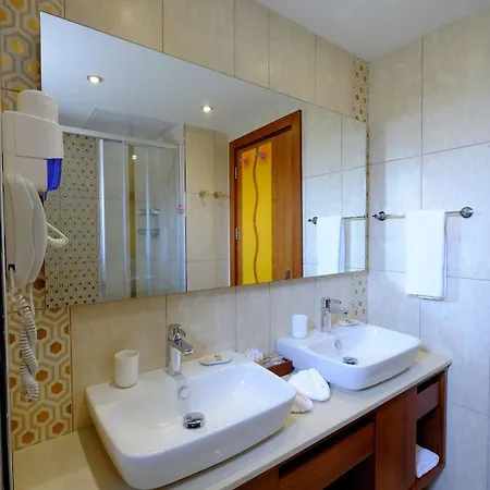 Otel Marisol Boutique 3*