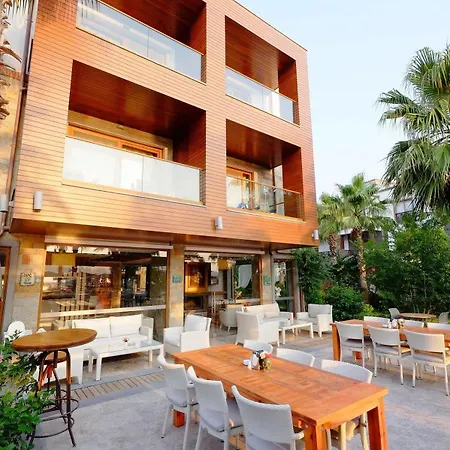 Otel Marisol Boutique 3*