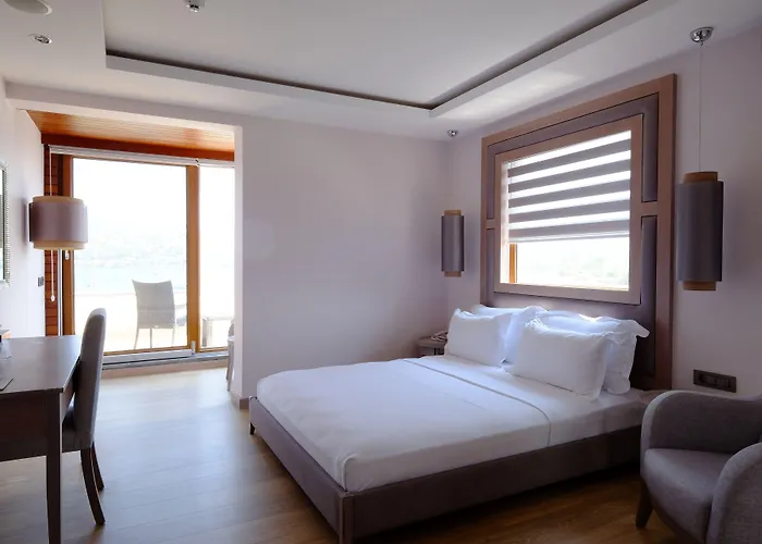 Hotel Marisol Boutique 3*